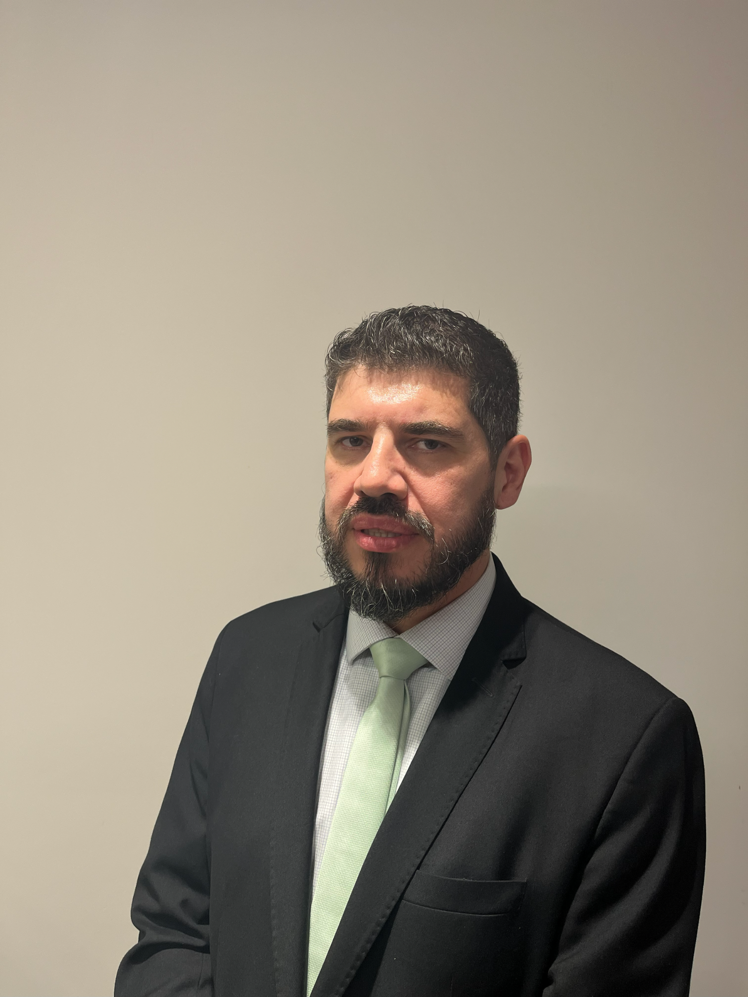 Raphael Ulian Avelar